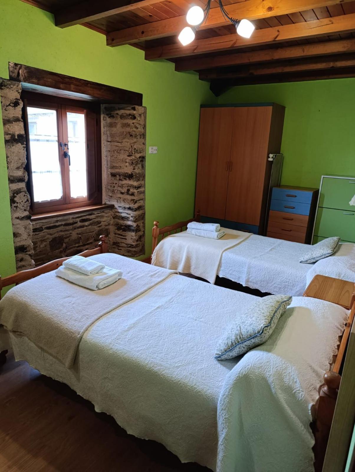 Apartamentos Rio Eo San Tirso de Abres Екстер'єр фото